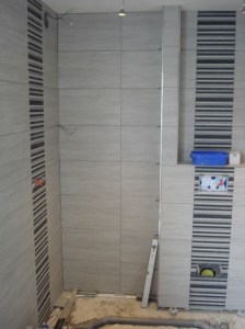 Opnieuw tegelen van de wanden