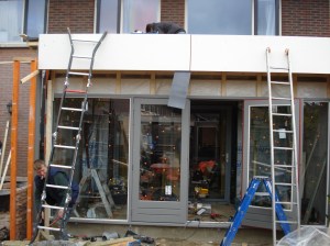 Kozijnen, deuren en buitengevel